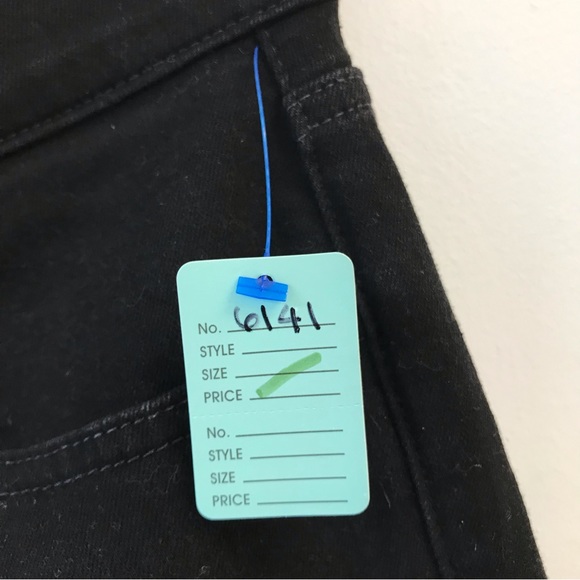 GAP true skinny mid rise black jeans - Picture 3 of 4